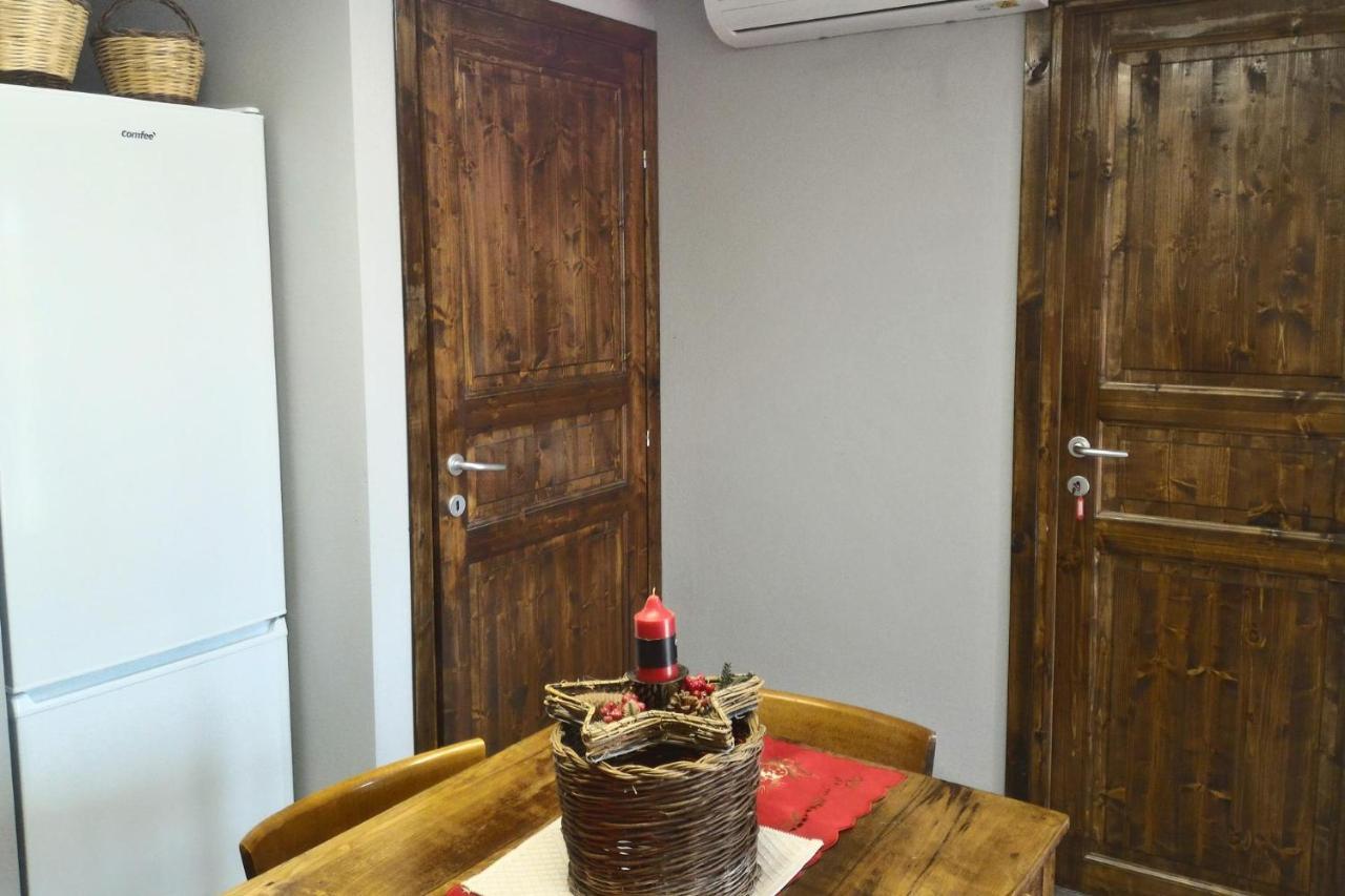 Corona Bed & Breakfast Sardara Esterno foto