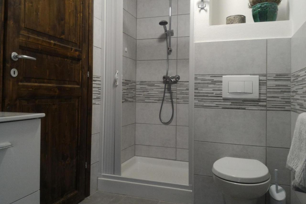 Corona Bed & Breakfast Sardara Esterno foto