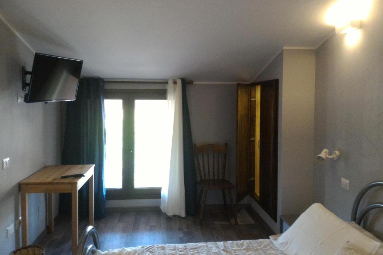 Corona Bed & Breakfast Sardara Esterno foto
