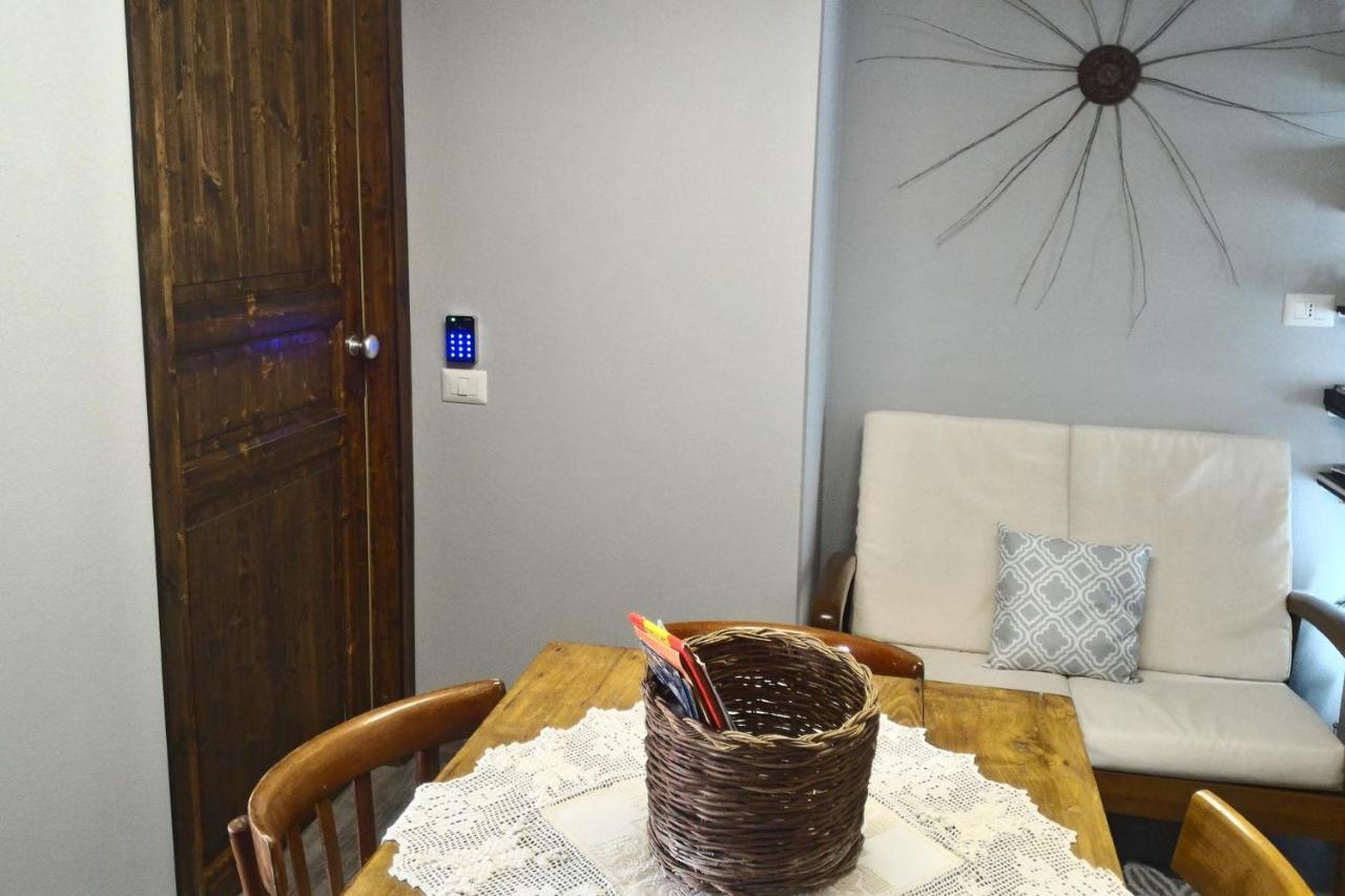 Corona Bed & Breakfast Sardara Esterno foto