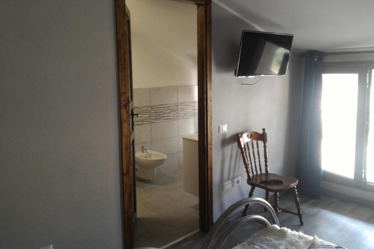 Corona Bed & Breakfast Sardara Esterno foto